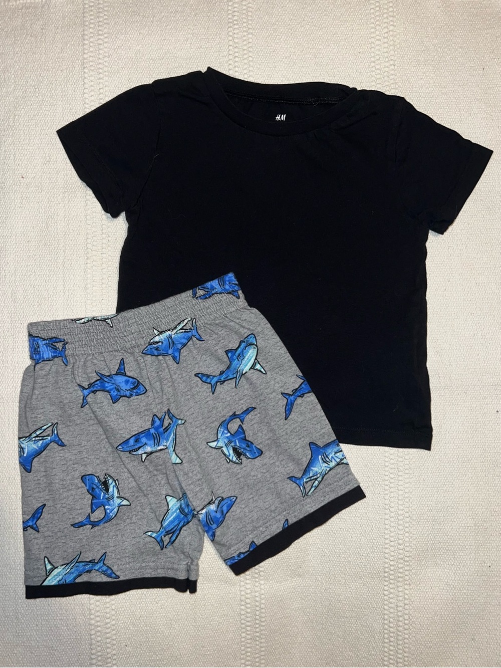 Black Shark Outfit